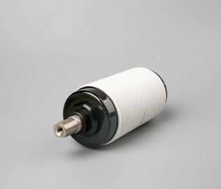 購入 12KV 2500Aの安定性が高い屋外の遮断器のための陶磁器の真空の断続器 online manufacture